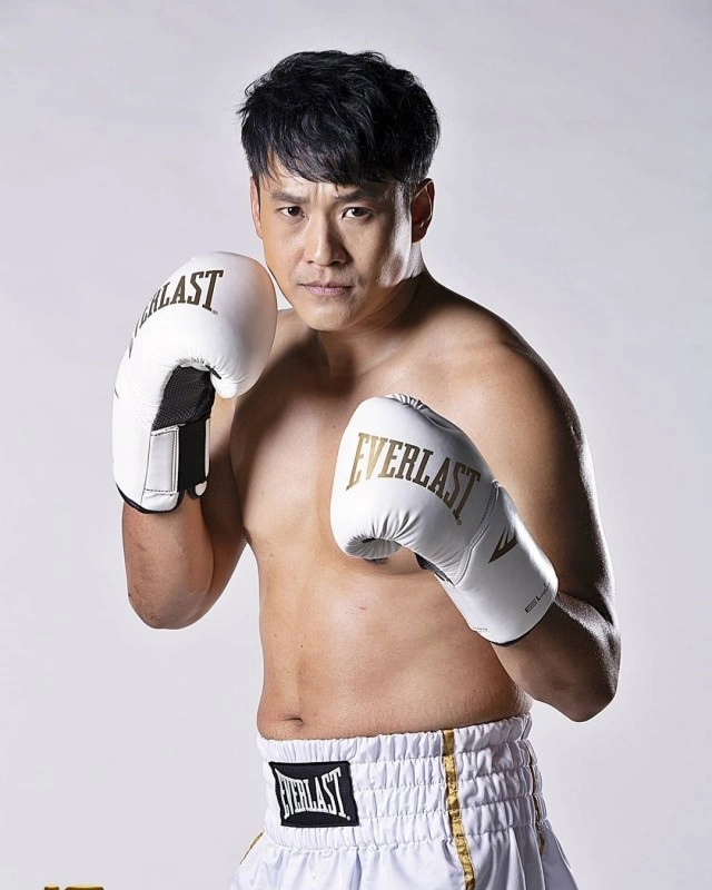 "เอ็กซ์ ธิตินันท์" เจ็บหนัก! ดวงตาฟกเขียวคล้ำ จนแฟนคลับเป็นห่วง หลังเจอพลังหมัด "รัศมีแข"