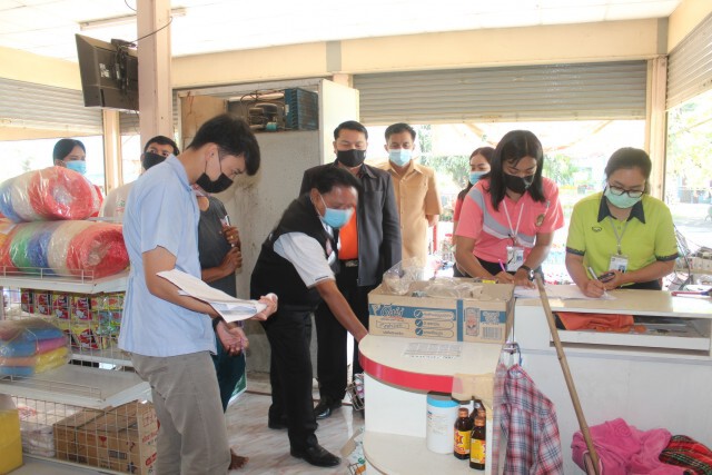 ลงพื้นที่กำชับผู้ประกอบการทำความสะอาดจุดสัมผัสร่วม