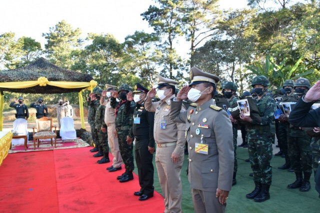 มอบสิ่งของ"พระราชทาน"กำลังพลชายแดน