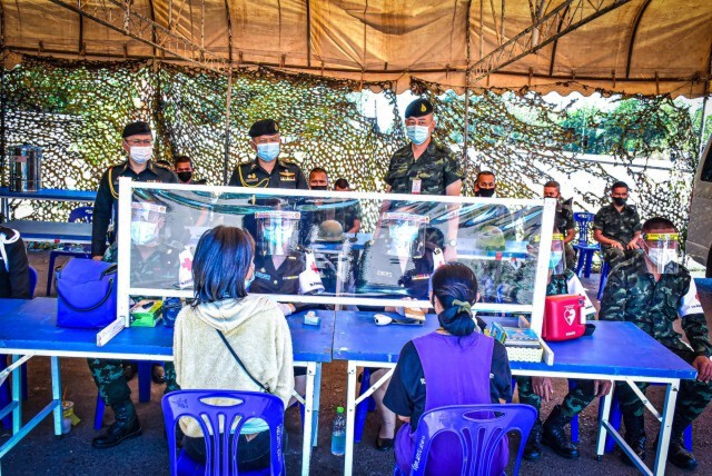 7 วันอันตราย! ทหารตั้งจุดตรวจบริการปชช. 24 ชม.