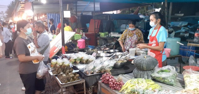 ตลาดคำไฮโหรงเหรงคนผวาโควิด