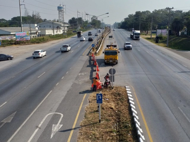 ถนนมิตรภาพเริ่มหนาแน่น สาย 24 มุ่งหน้าอุบล รถยังคล่องตัว