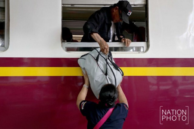 มติ สธ. ขอคนไทยงดออกนอกจังหวัด ช่วงเทศกาลปีใหม่ ลดแพร่ระบาด "โควิด"