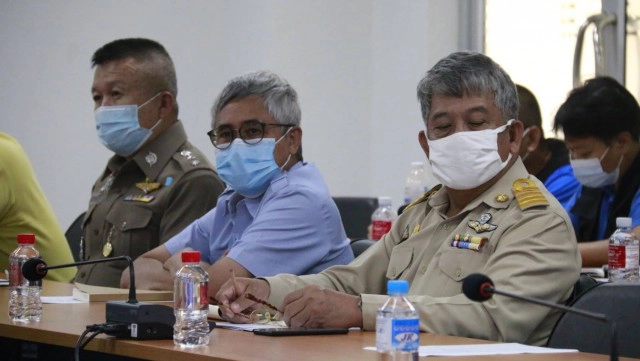 ผู้ว่าฯตาก ออกกฎเหล็ก-คุมเข้มโควิดระบาดแม่สอด