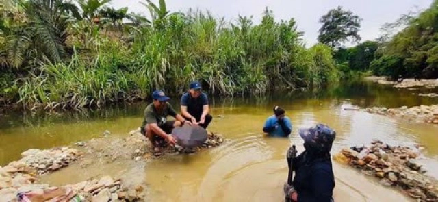 สาวใต้ร่อนทองสู้โควิด-19