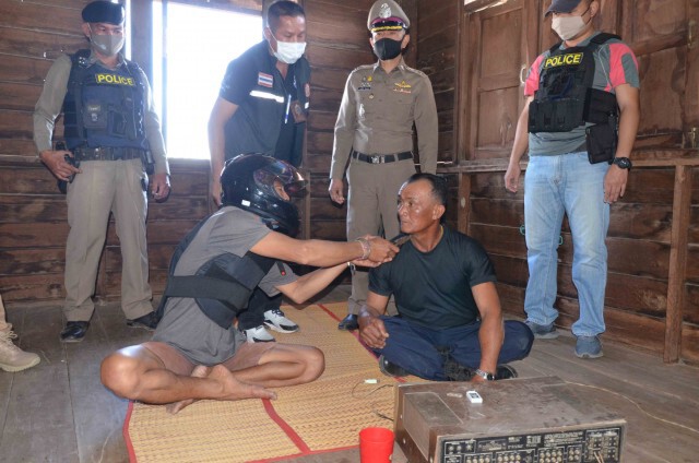 คุมตัวหนุ่มเมายาคลั่งฆ่าโหดเมียทำแผน