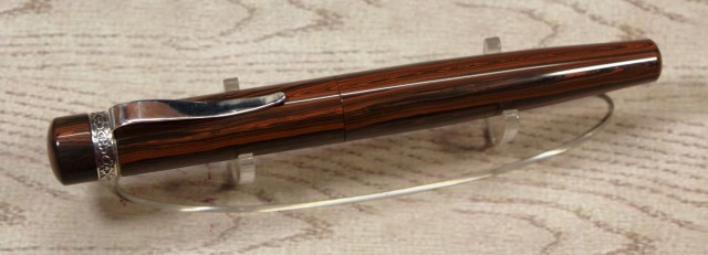 ปากกาหมึกซึมทำด้วยมือของอินเดียกำลังได้รับความนิยมทั่วโลก