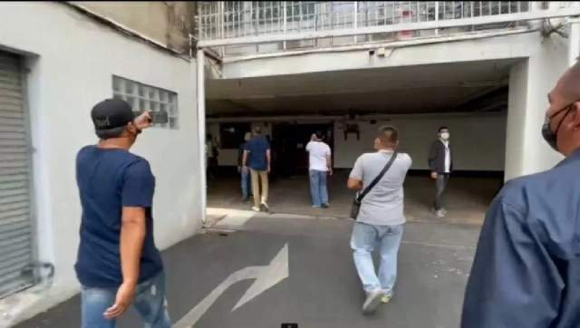 บุกตรวจคอนโดปิ่นเกล้า พบไร้บ่อนลอยฟ้า