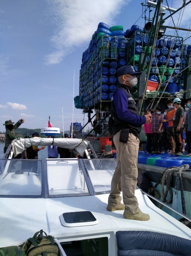 กองทัพเรือส่งหน่วยซีลร่วมสกัดลักลอบเข้าเมือง จ.ระนอง