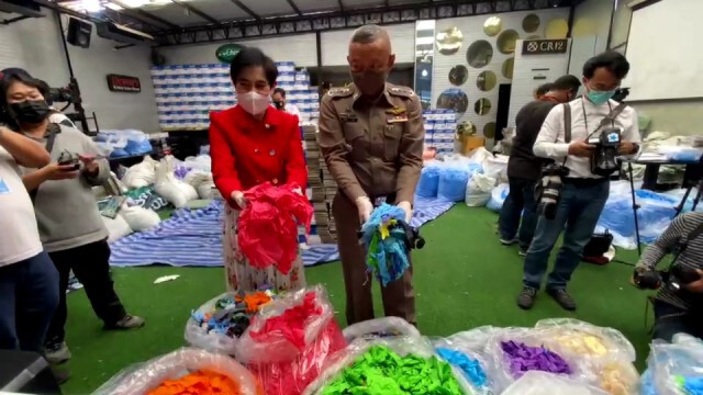 ทลายแหล่งลักลอบนำเข้า'ถุงมือใช้แล้ว' 3 ล้านชิ้น มูลค่า 200 ล้านบาท