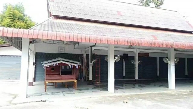 เผาแล้ว!ชาวบ้านค้านญาติระยองร่วมงาน