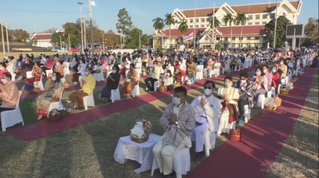 ศรีสะเกษ ตรวจเข้ม-พึ่งไสยศาสตร์ ใส่บาตรทำบุญช่วยป้องกันโควิด