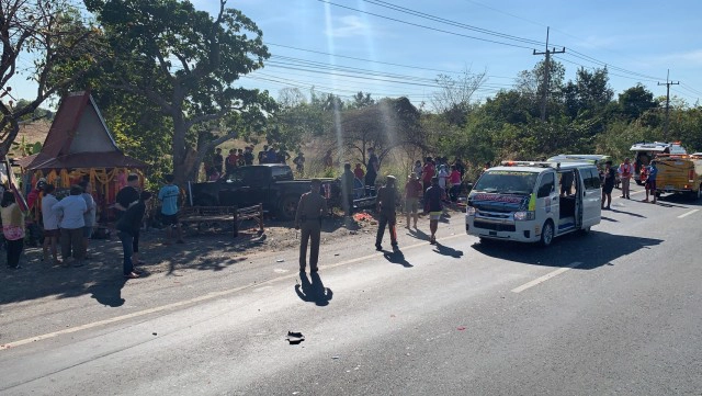 สลด!อุบัติเหตุรถยนต์ชนอัดร่างหน้าศาลฮันนี่ เจ็บ 9 เสียชีวิต 1 คน