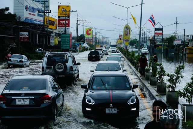 ปัตตานียังอ่วม มวลน้ำเขื่อนบางลางปล่อยออกต่อเนื่อง