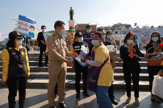 รณรงค์ให้ชาวโคราชสวมหน้ากากอนามัย 100%ป้องกันโควิด19