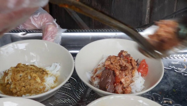 เจ้าของร้านเหล้าผันตัว-ขายขนมจีนชามละ 5 บาท สู้โควิด