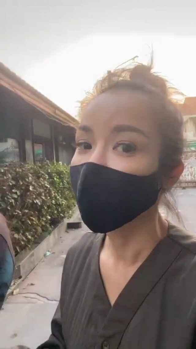 "นุ๊ก สุทธิดา" หมดคำจะพูด หลังปล่อยเช่าบ้านไม้สัก 2 เดือน เจอผู้เช่าดัดแปลงเละ ซ้ำตร.พบสิ่งผิดกฎหมาย