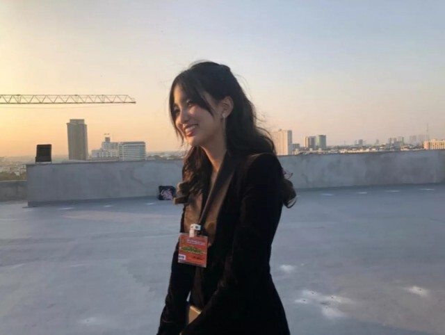 "แคน นายิกา" อดีตBNK48 ใส่เสื้อพรรคก้าวไกล แฟนคลับเชียร์ว่าที่ ส.ส. พร้อมใช้สิทธิ์เลือก