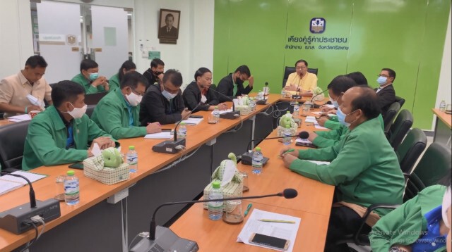 ธกส.คุมเข้มผู้ใช้บริการหวั่นโควิดระบาด