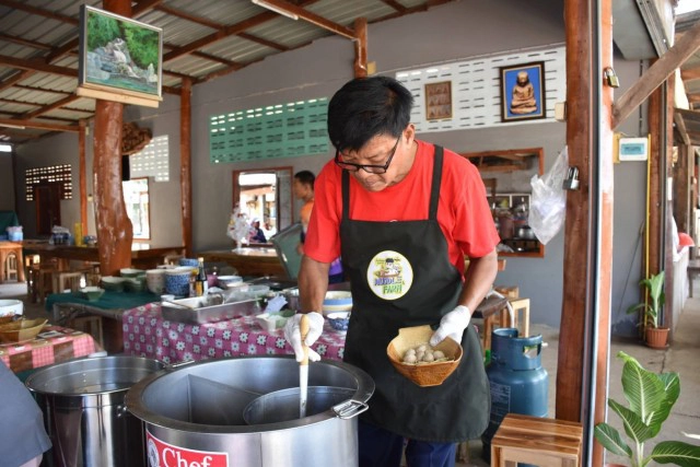 ซิกเนเจอร์"ก๋วยเตี๋ยวผักหวานป่า"แห่งเดียวของภาคเหนือ