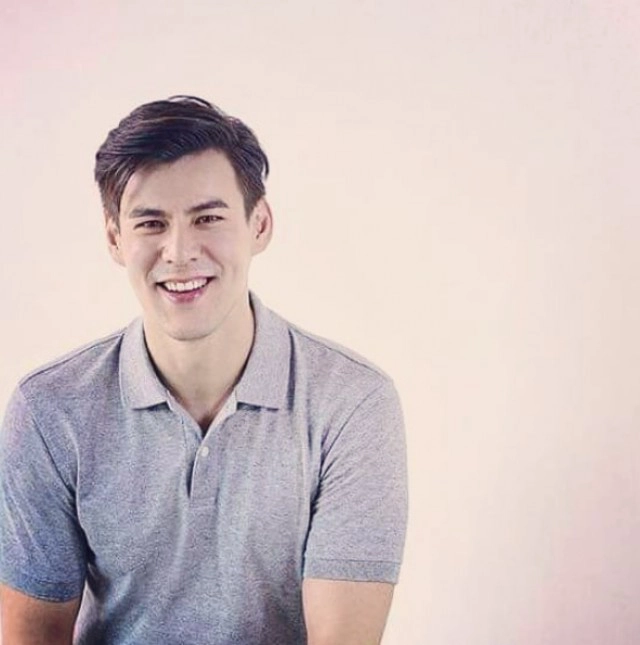 สำนึกได้เมื่อสายไป "จอห์น วิญญู" โพสต์เศร้าถึงความรักที่จบลง หลังเลิกกับภรรยา