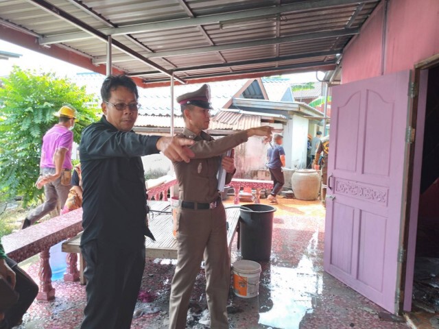 หนุ่มเมายาคลั่งจุดไฟเผาบ้านหวิดลามโดนรุมประชาทัณฑ์