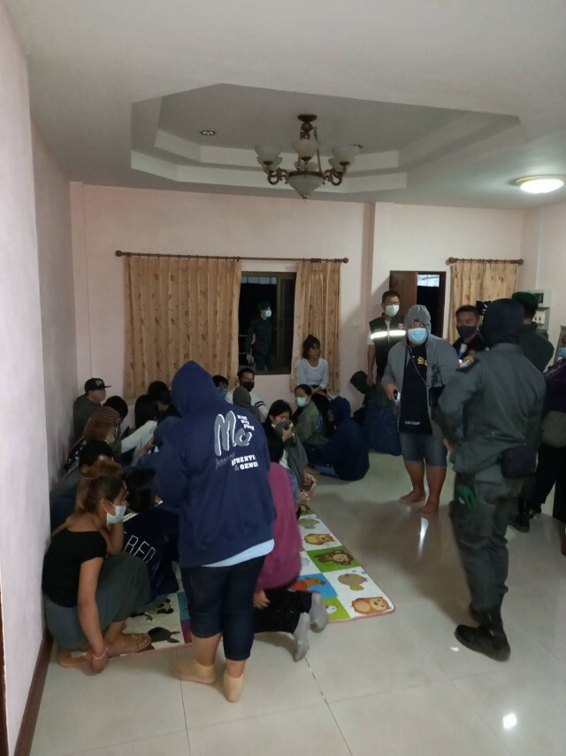 ตร.เชียงใหม่ ทลายบ่อน-รวบนักพนัน 33 ชีวิต