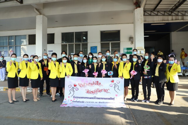 ส่งนักรบชุดขาวช่วยภัยโควิด-19 โรงพยาบาลสนามสมุทรสาคร