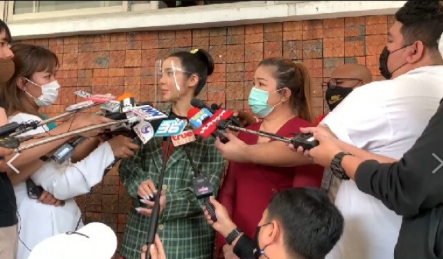 จบด้วยดี "นุ๊ก สุทธิดา" ขึ้นโรงพักเคลียร์ค่าเสียหายบ้านเช่า 5 ล้านบาท