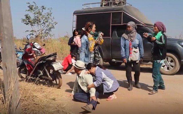 พ่อเฒ่าจยย.ล้มเสียชีวิต ญาติอีกหมู่บ้านร้องไห้นึกว่าญาติแต่ไม่ใช่