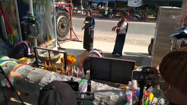 เจ้าหน้าที่ยังไม่ตรวจยึดไม้หวงห้ามหน้าบ้านลุงพล