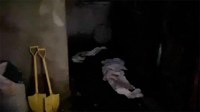 น้องชายโหดทุบหัวพี่ชายยัดส้วมโบกปูน ปมระแวงพี่ฮุบมรดก