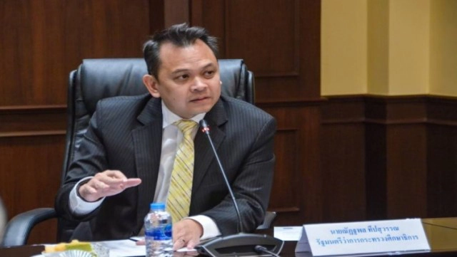 "ณัฐพล" ย่องเงียบพบ "นายกรัฐมนตรี" ท่ามกลางกระแสข่าวดันภรรยาชิงเก้าอี้ผู้ว่ากทม.