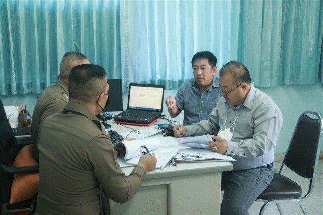 หอบหลักฐานแจ้งทุจริตเลือตั้ง อบจ.พิจิตร