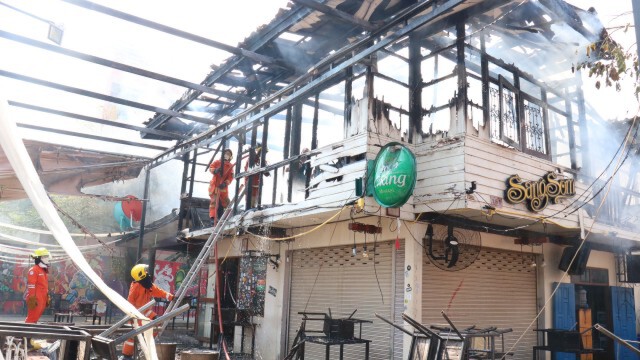 เพลิงไหม้ร้านอาหารชื่อดังกลางชุมชนเมืองโคราช