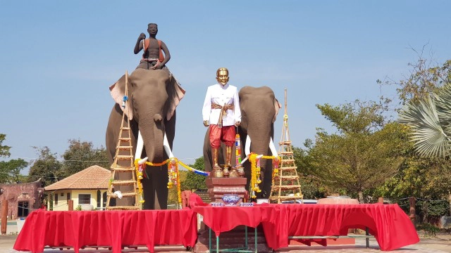 พิษโควิด!จ่อปิดตำนานหมู่บ้านคนเลี้ยงช้างบ้านค่ายหมื่นแผ้ว