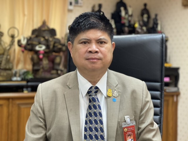 "แรมโบ้"ซัด"สมพงษ์"เป็นเครื่องมือให้คนที่คิดทำลายสถาบัน