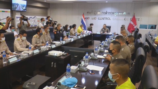 ตร.ภ.3 ปฏิเสธไม่ได้เอี่ยวขับรถตราโล่อำนวยความสะดวกขนตู้สล็อตไปขอนแก่น
