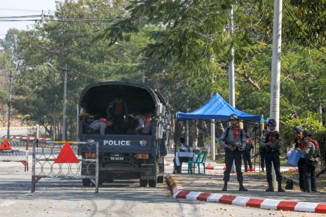 สถานทูตไทยในย่างกุ้ง เตือนคนไทยเกาะติดข่าว หลังการเมืองเมียนมาตึงเครียด