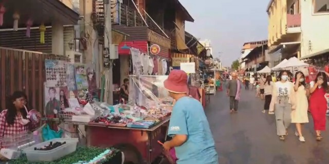 "ถนนคนเดิน-ตลาดนัด"เข้มโควิดเปิดให้บริการแล้ว