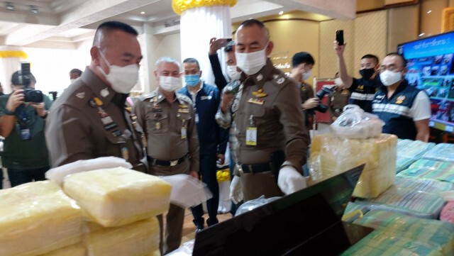รวบแก๊งค้ายารายใหญ่ ยึดของกลางกว่า 2 ล้านเม็ด