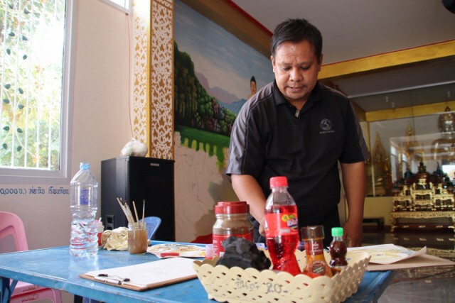 จิตรกรชาวพิษณุโลก-นำวัตถุดิบในครัวมาวาดภาพศิลปะ