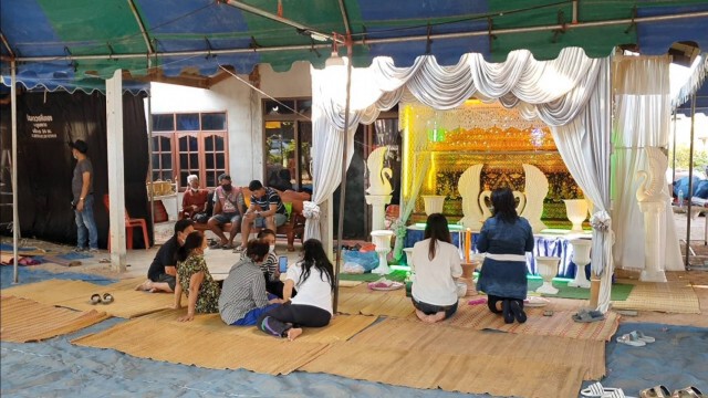 เมียจนท.เกษตรชุมพวงที่เสียชีวิตในรถฟอร์จูนเนอร์ เชื่อสามีถูกฆ่า