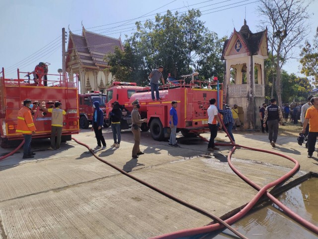 ระทึกไฟไหม้วัดชื่อดังเมืองโคราช พระสงฆ์วิ่งหนีตาย