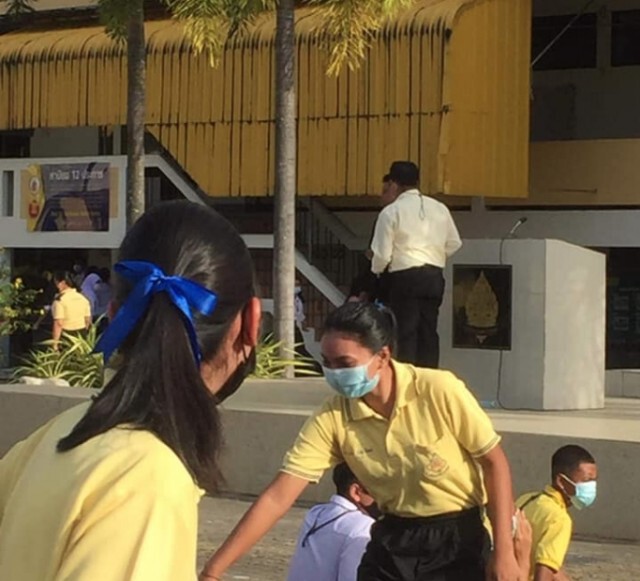 สั่งย้ายด่วนผอ.โรงเรียนฯพร้อมตั้งคณะกรรมการสอบวินัย
