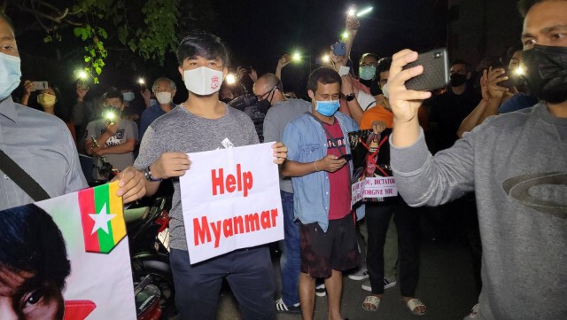 ชาวเมียนมาในเชียงใหม่-แสดงพลังต่อต้านรัฐประหาร