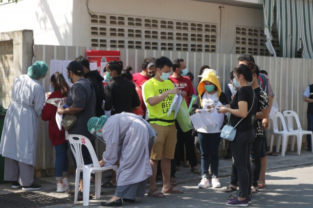 ตรวจโรคเชิงรุกผ่อนผันค่าใช้จ่ายให้แรงงานต่างด้าว