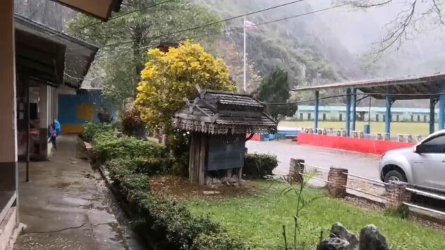 พายุฝน-ลูกเห็บถล่ม"ถ้ำหลวง"