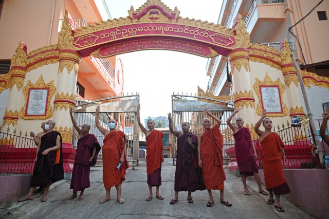 ผู้นำกองทัพเมียนมายันเตรียมจัดเลือกตั้งใหม่-ปชช.ไม่สน! เคาะหม้อประท้วงต่อเนื่อง