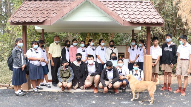อุทิศส่วนกุศลเหยื่อจ่าคลั่งกราดยิง พ่อสุดอาลัยน้อง"เจมส์บอนด์